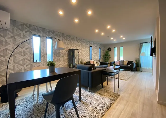 Enalee Beach Villa